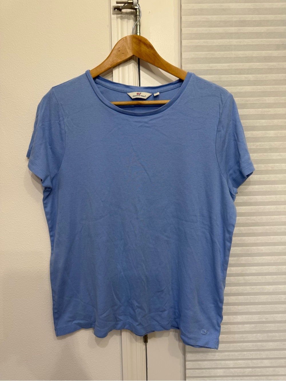 Vineyard Vines Short-Sleeve Crewneck Tee in Light Blue
